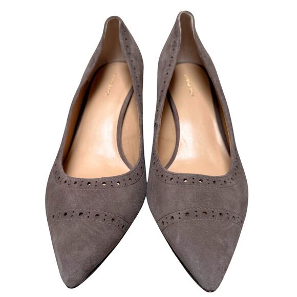 NWOT Women's Ann Taylor Taupe Suede Laser Cut Pointed Heel Pumps - Size: 9 - Picture 2 of 7